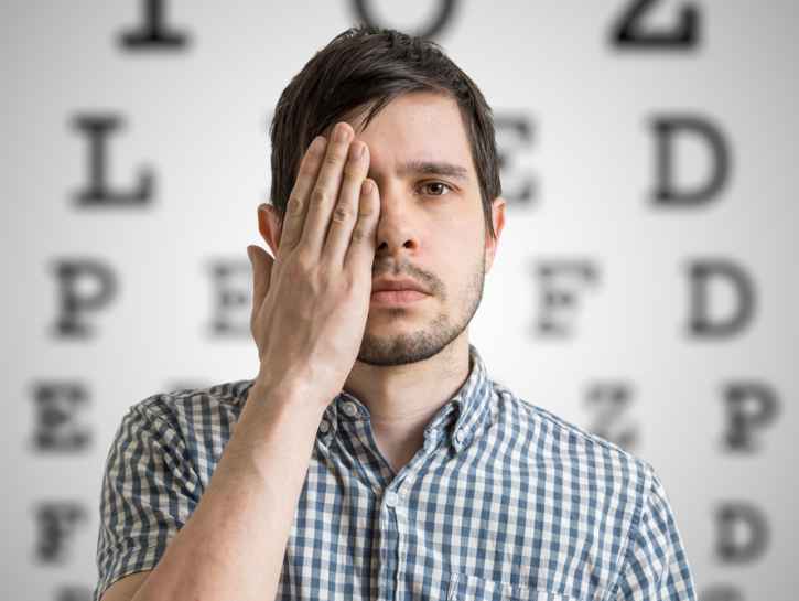 Äkillinen näön häviäminen voi kieliä näköhermotulehduksesta